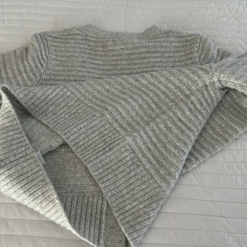 Grey Cardigan - Picture 4 of 4